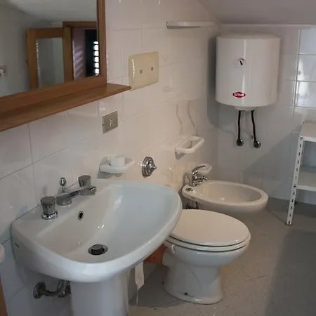 Mansarda Caruso Apartmán Pollina